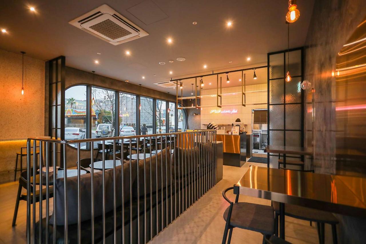 Whistlelark Jeju